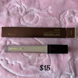 Hourglass concealer
