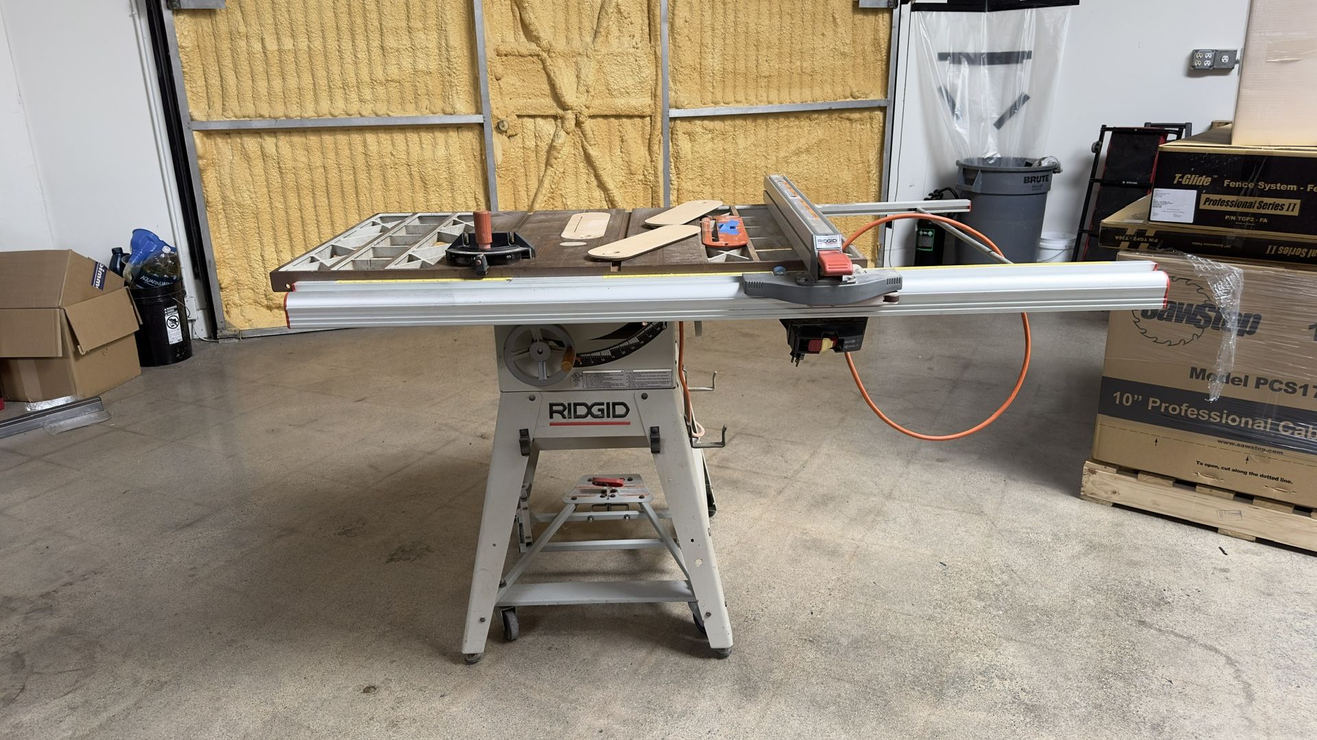 Rigid Contractor Table Saw