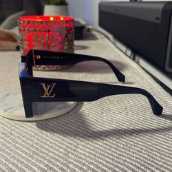 Louis Vuitton LV Clash Square Sunglasses