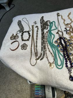 Mixed Costume Jewelry Lot