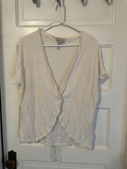 BCBG Generation cream cardigan - medium