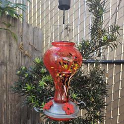 Red BLOWN GLASS Hummingbird Feeder