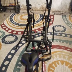 Allen bike rack seat and pump.