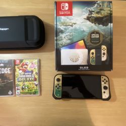 Nintendo Switch™ – OLED Model - The Legend of Zelda™ Bundle