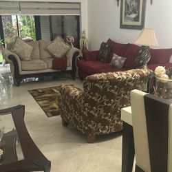 3 Sofas En Buen Estado Se Bender Juntos O Separados Si Lo Desearle