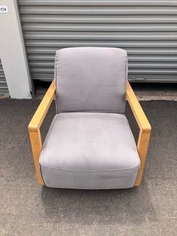 Mid-Century Modern Swivel Armchair