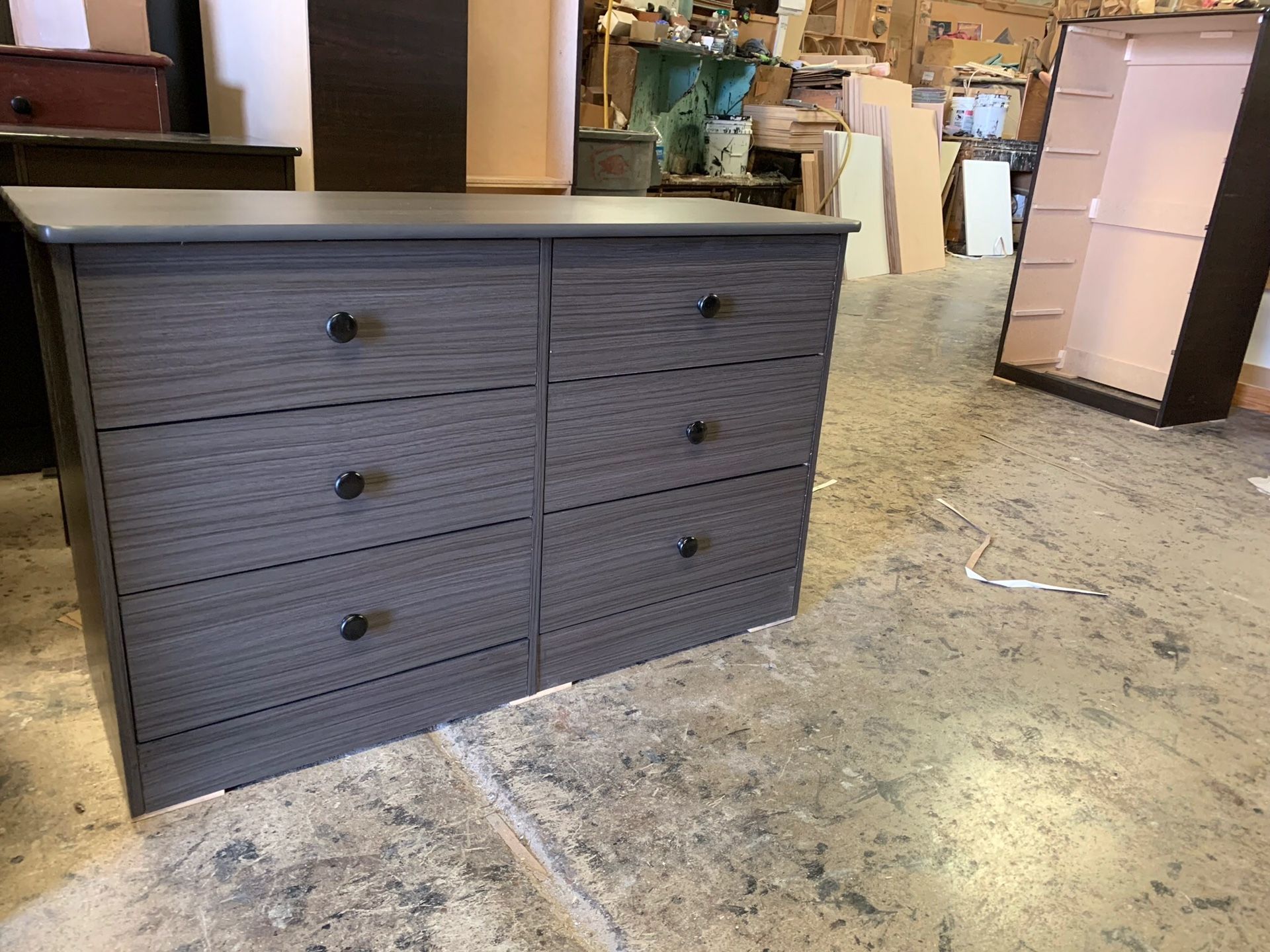 Grey 6 drawer dresser $150