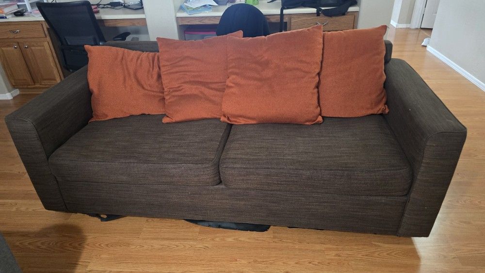 Free Sofa