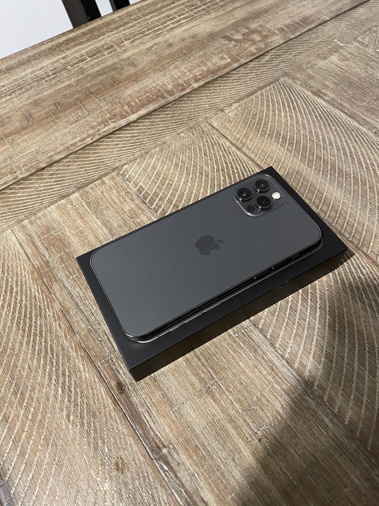 iPhone 12 Pro Graphite 256 GB (Unlocked)