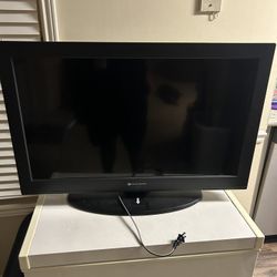 2 35 inch Tv