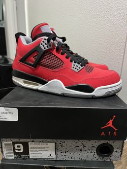 Jordan 4 Red Toros Men’s Size 9