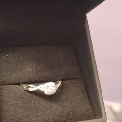 10 CT White Gold 1/3 CT Diamond