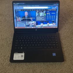 HP LAPTOP BARELY USED 