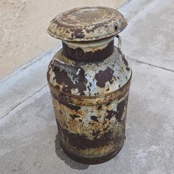 VINTAGE MILK CAN