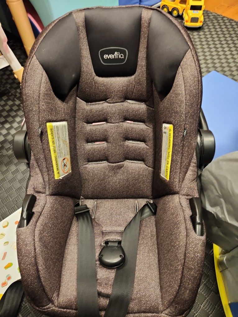 Evenflo Pivot Stroller Travel System Car Seat Car Mount One Click