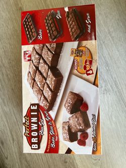 Perfect Brownie Pan Set
