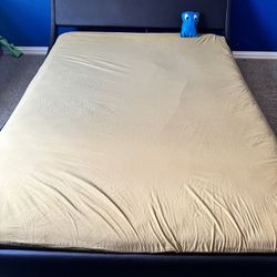 Queen Size Floor Bed In Excellent Condition! 
