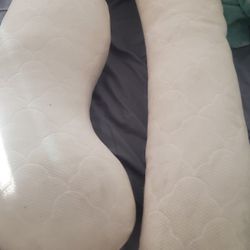 Pregnancy Pillow