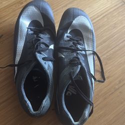 Nine track shoes men’s size 11