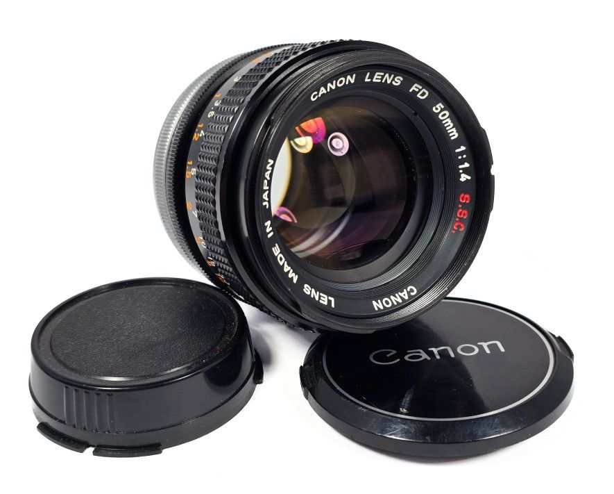 Canon FD S.S.C. 50mm f/1.4 Fast Prime Lens w/ Caps