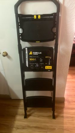 Gorilla ladder 300lb max weight