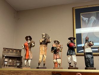 Folk Art Paper Figurines