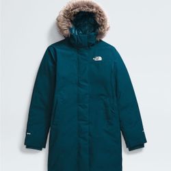 The  North Face artic Hooded Parka