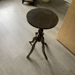 table or plant stand