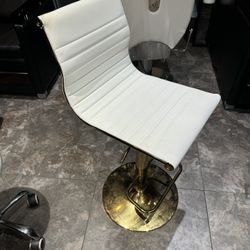 Bar Stool / Makeup Chair $35