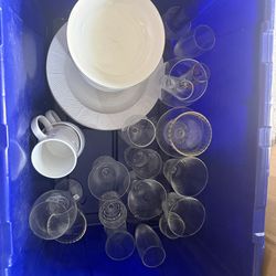 Kitchen dishes