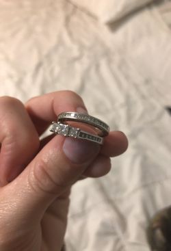 Size 7 diamond engagement ring band princess 3 diamond