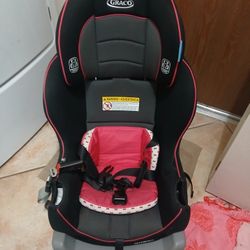 Graco Toddler girl Car Seat