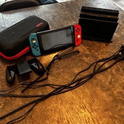 Nintendo Switch 