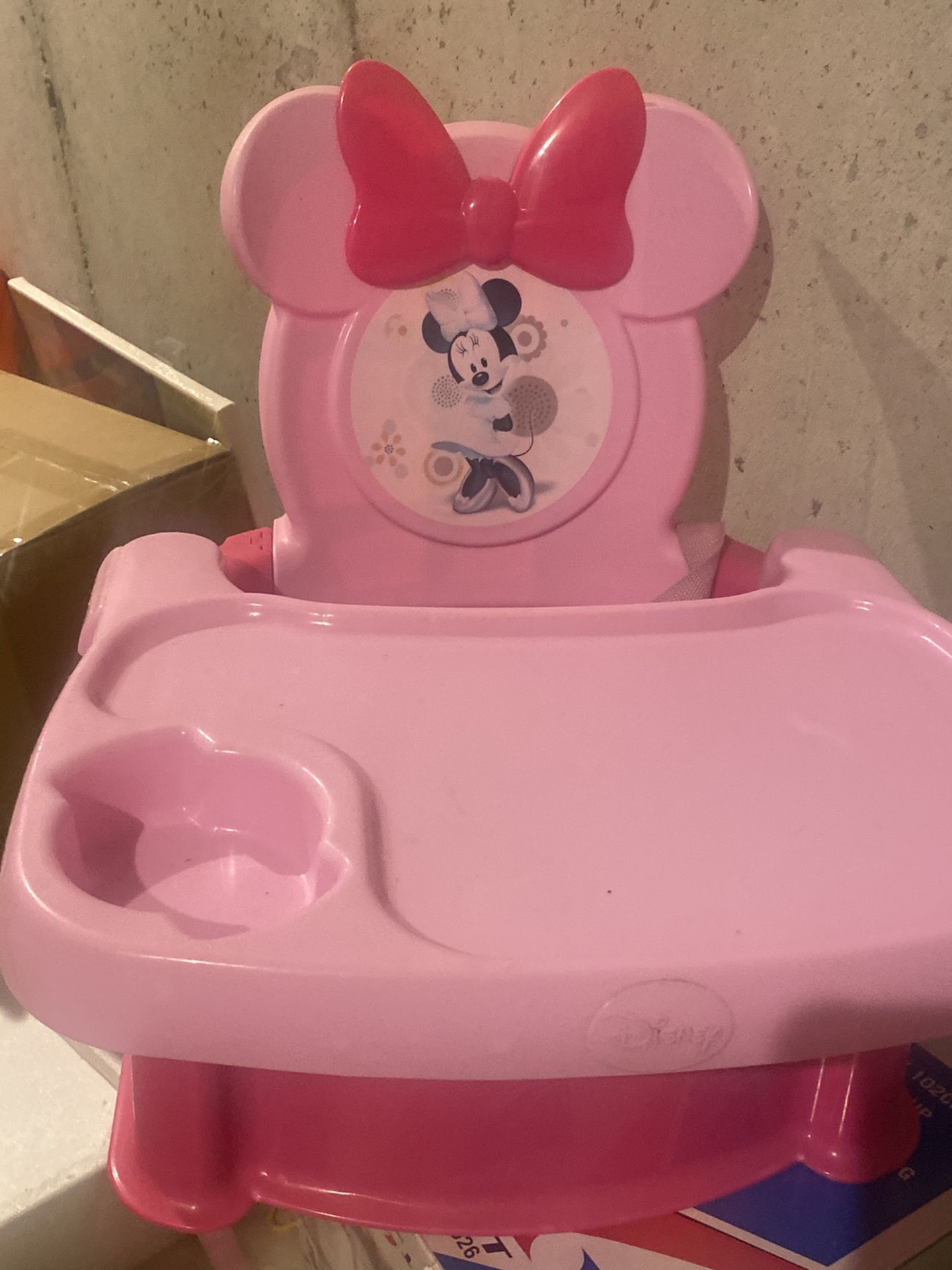 Mini Mouse Booster Seat