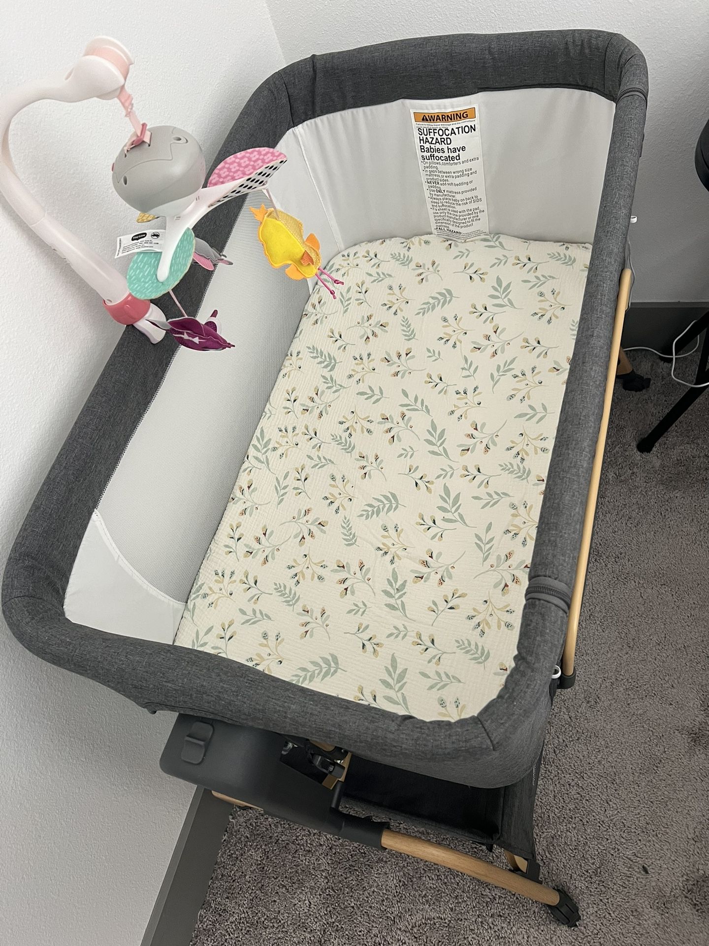  Angels bliss 3 In 1 Baby Basinet Bedside Sleeper With Comfy And Wheels