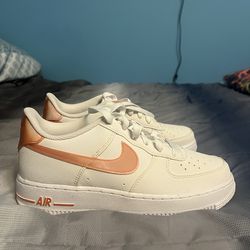 Nike Air Force 1 low next nature Size 6.5 Y