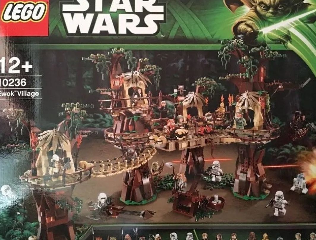 Lego Star Wars Ewok Village 10236