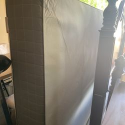 Queen Size Bedroom Set 