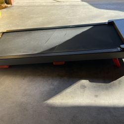 TREADMILL WITH RECLINE 