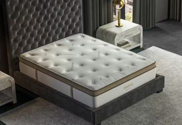 King Size - Saatva HD Mattress - New