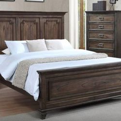Queen Solid Wood Bedframe, Chest And Nightstand 