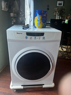 Electric Dryer 120V, compact. 3.5 Cu. Ft.