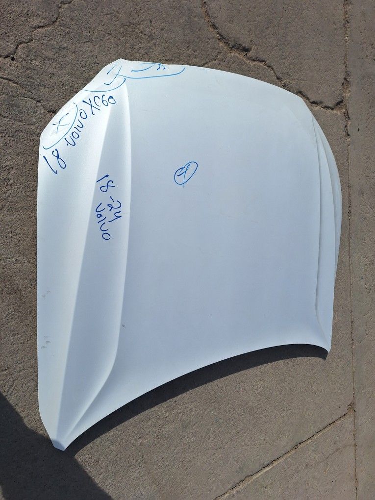 Volvo Xc60 Front Hood  Oem   18 To 24