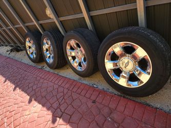 Chevrolet Silverado Tires 20"S