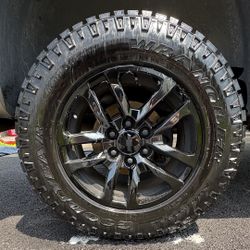 Chevy Silverado 18” Wheels & Tires