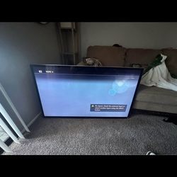 Sony Bravia 55” Flat Screen Tv  W/ Chromecast 