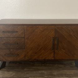 Sideboard