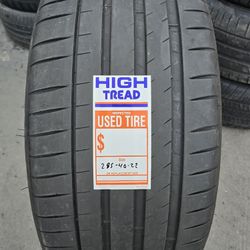 (1) 285 40 22 Michelin Tire 