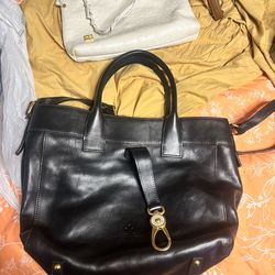 Dooney and buorke bag