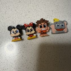 Disney Doorables pixel perfect lot of 4